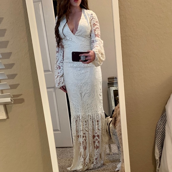 Tularosa x Revolve Cliffside Gown, White Size 4 - Picture 3 of 10